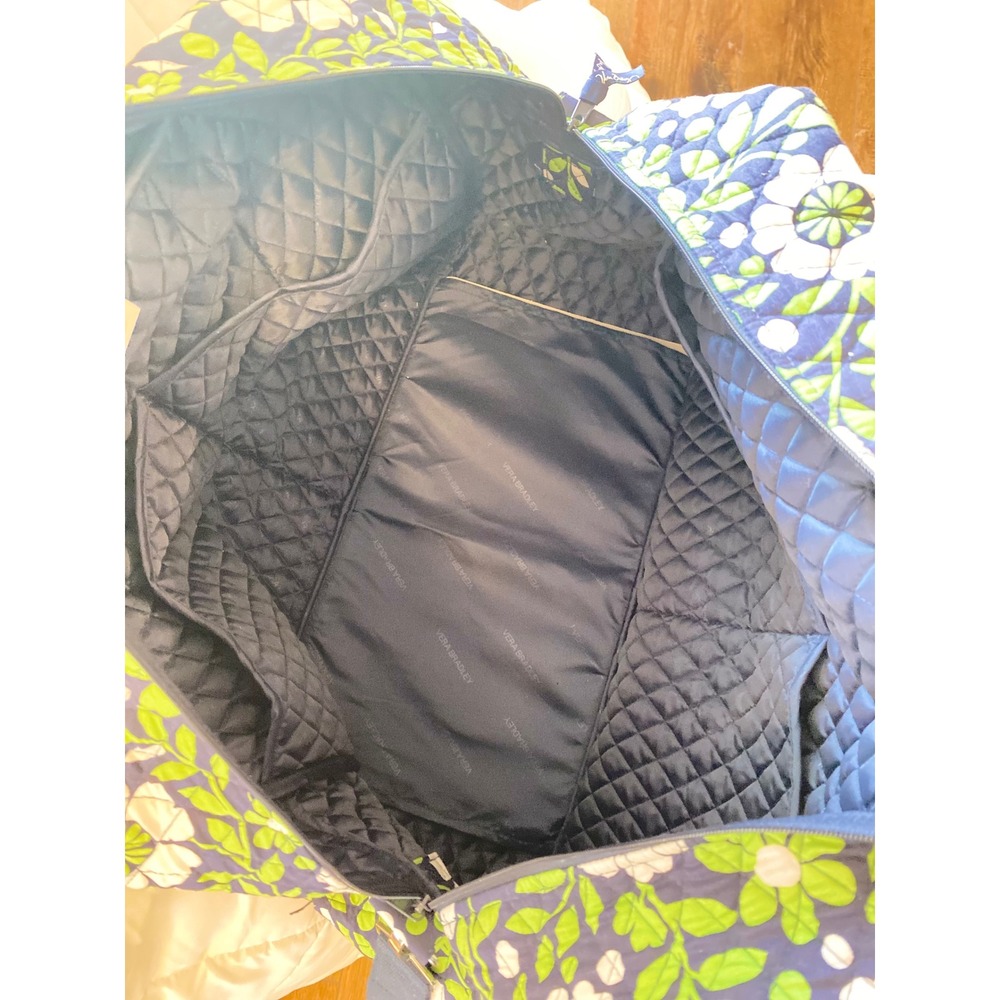 Vera Bradley Quilted Cotton Floral "Lucky You" Green Navy White Travel Weekender - Picture 6 of 8
